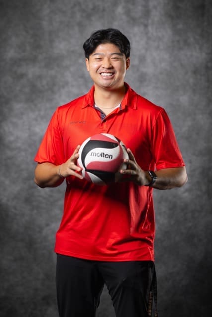 Coach Charlie Yi